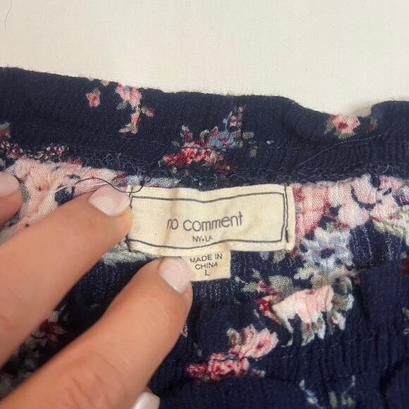 Cottage Core Top Asymmetric Bell Sleeve Coquette Fairy Sz L Dark Floral Flowy - Picture 2 of 10